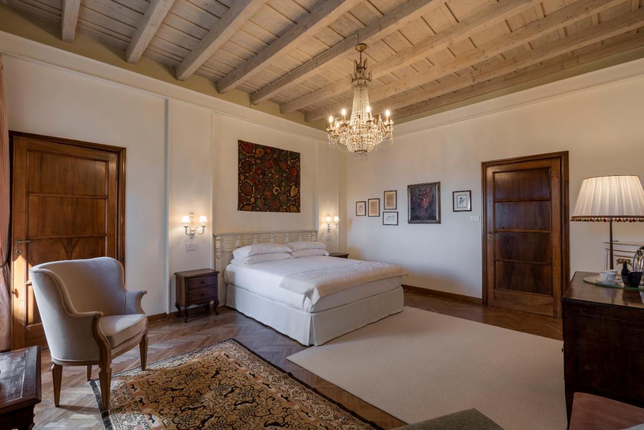 Foresteria Di Palazzo Radici Бергамо Экстерьер фото