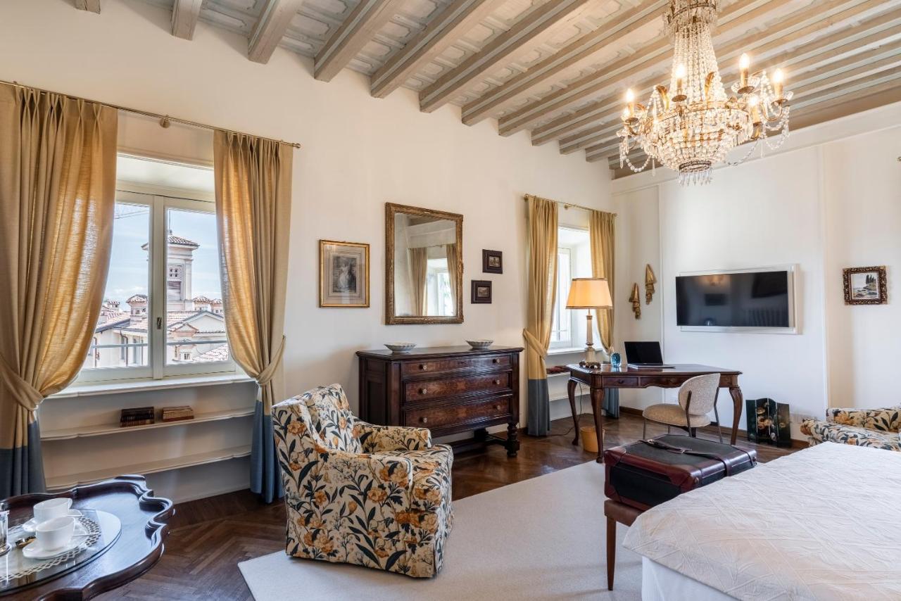 Foresteria Di Palazzo Radici Бергамо Экстерьер фото