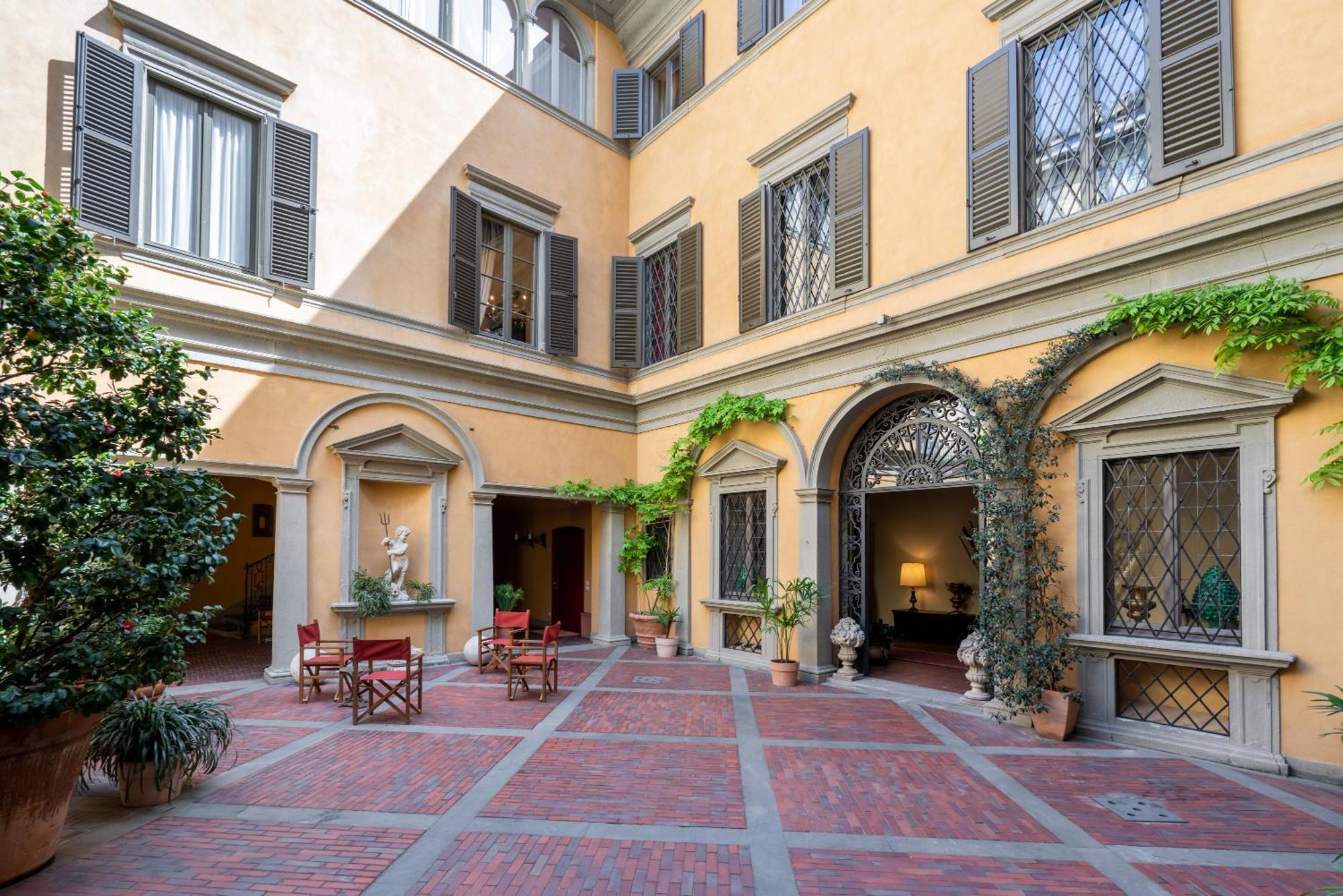 Foresteria Di Palazzo Radici Бергамо Экстерьер фото